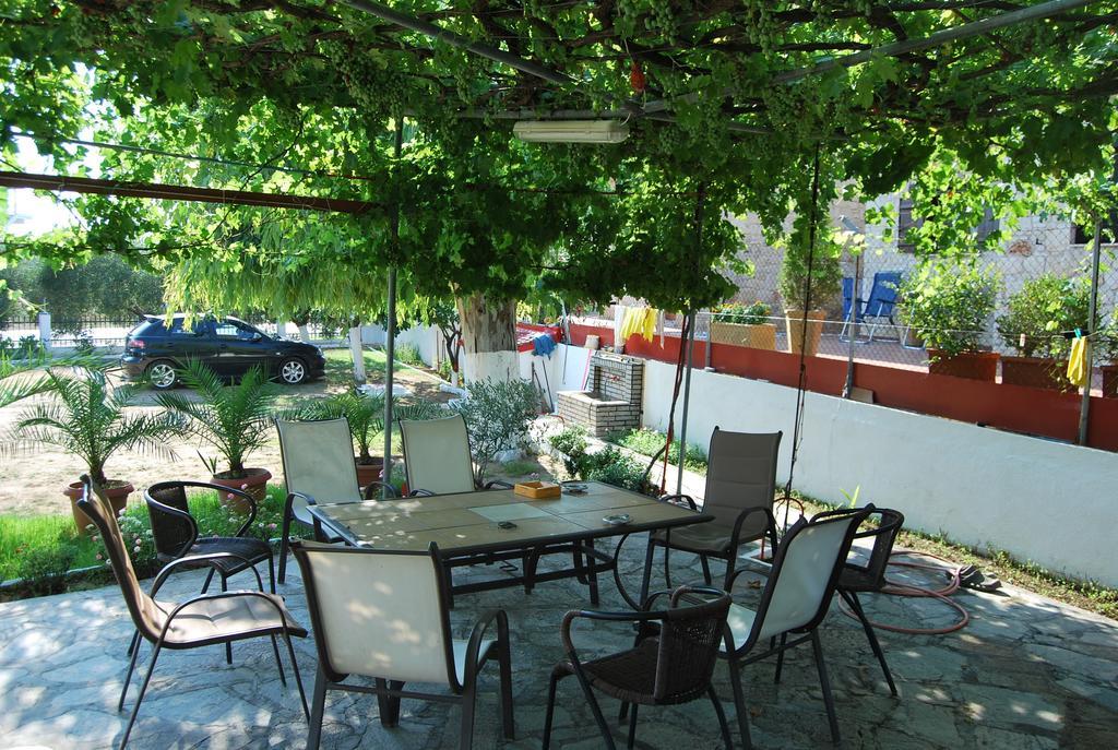 Studio Nastasia Afytos Exterior foto